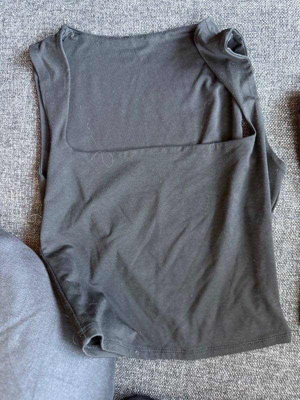 Svartur cropped tank