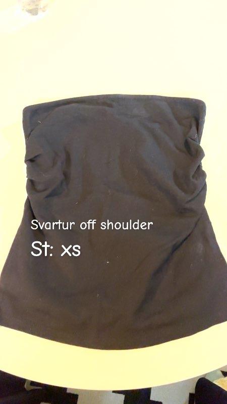 Svartur off shoulder