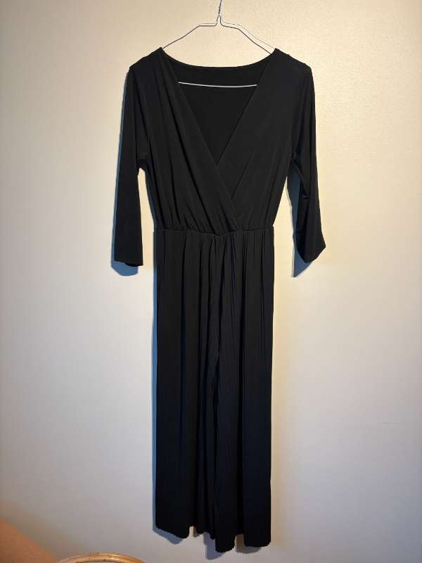 Svartur samfestingur (ribbed skálmar)