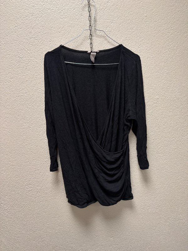 Svartur wrap bolur