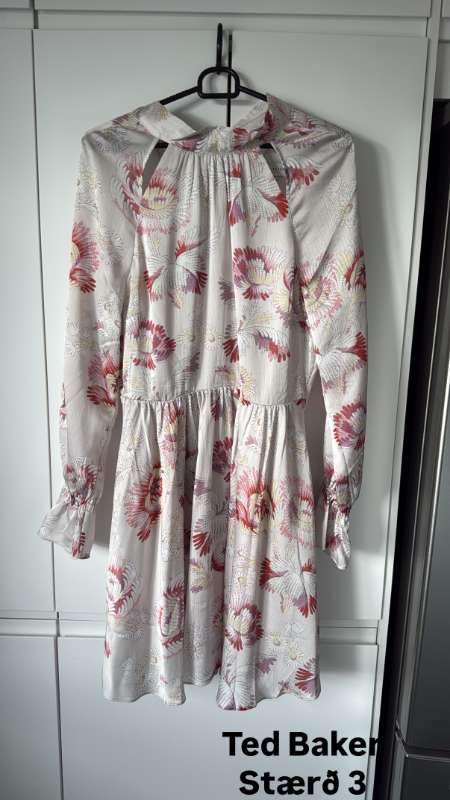 Ted Baker kjóll