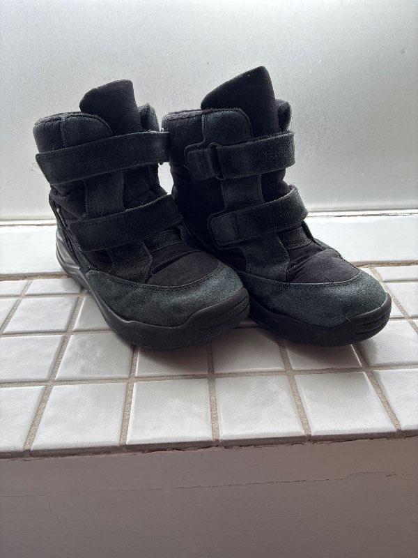 Þ-Ecco Goretex kuldaskór