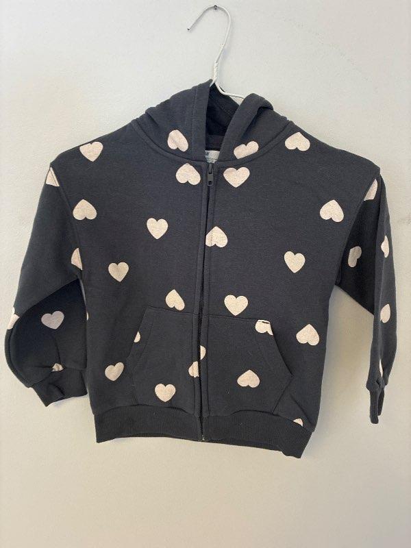 Þ-H&M hettupeysa hjörtu, ónotuð