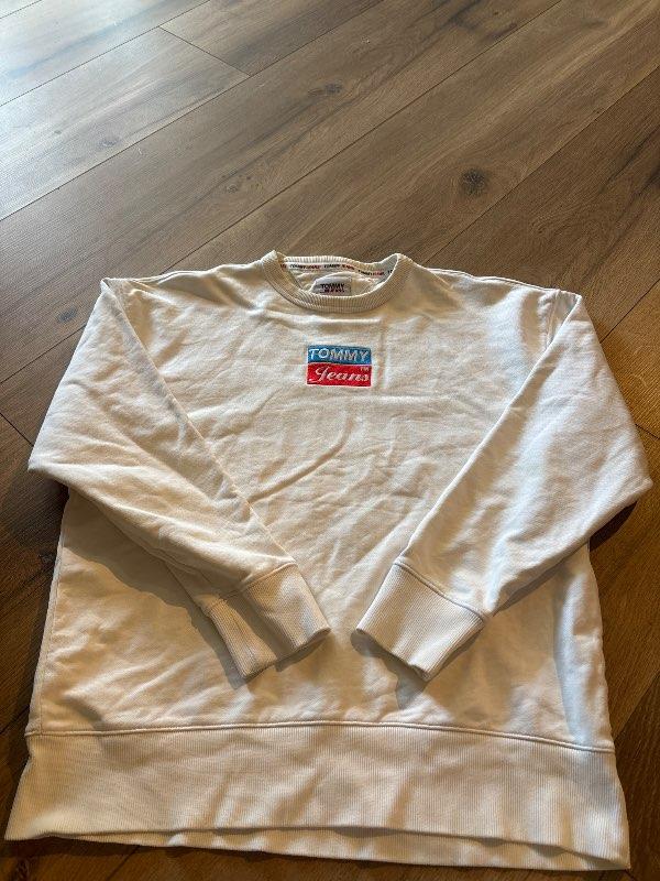 Tommy jeans peysa
