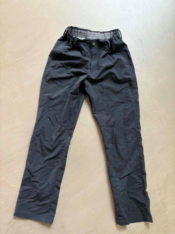 Under Armour golfbuxur svartar
