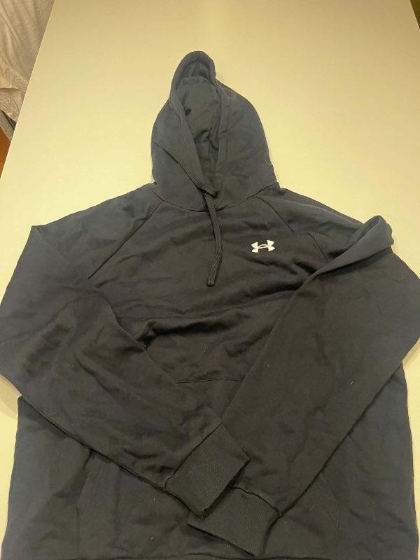 Under Armour peysa