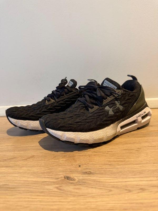 Under armour HOVR