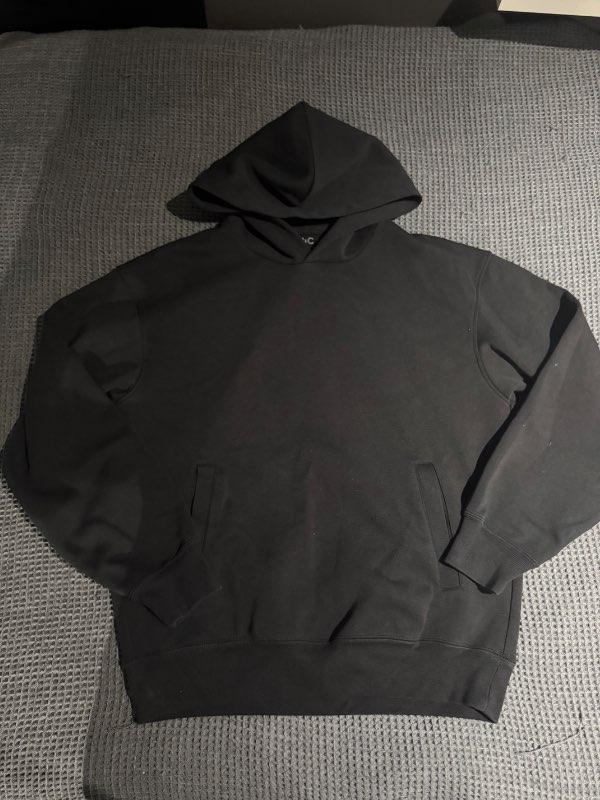 Uniqlo Hettupeysa