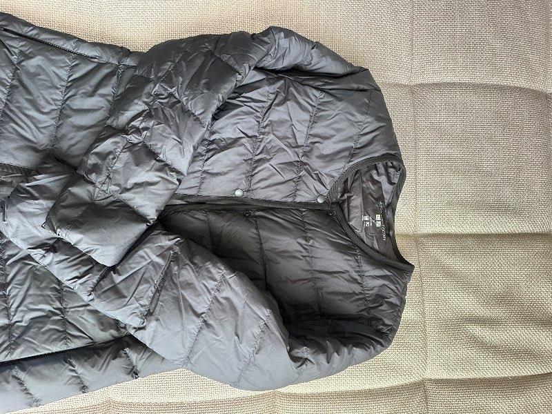 Uniqlo svört ulpa