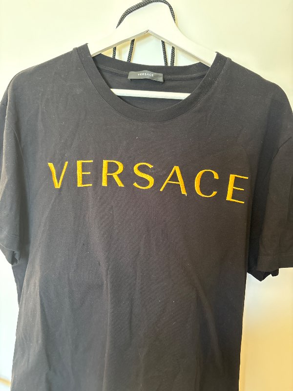 VERSACE