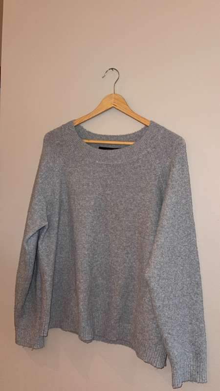 Vero Moda peysa grá