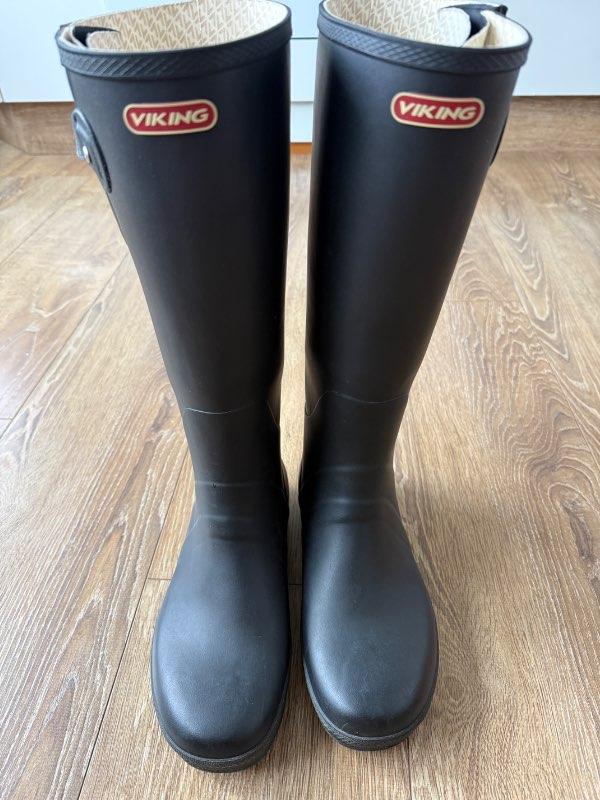 Viking shoes