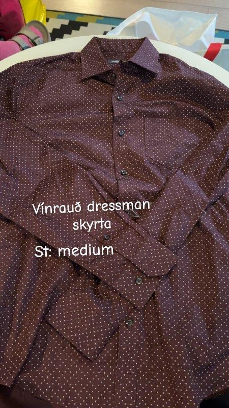 Vínrauð dressman skyrta