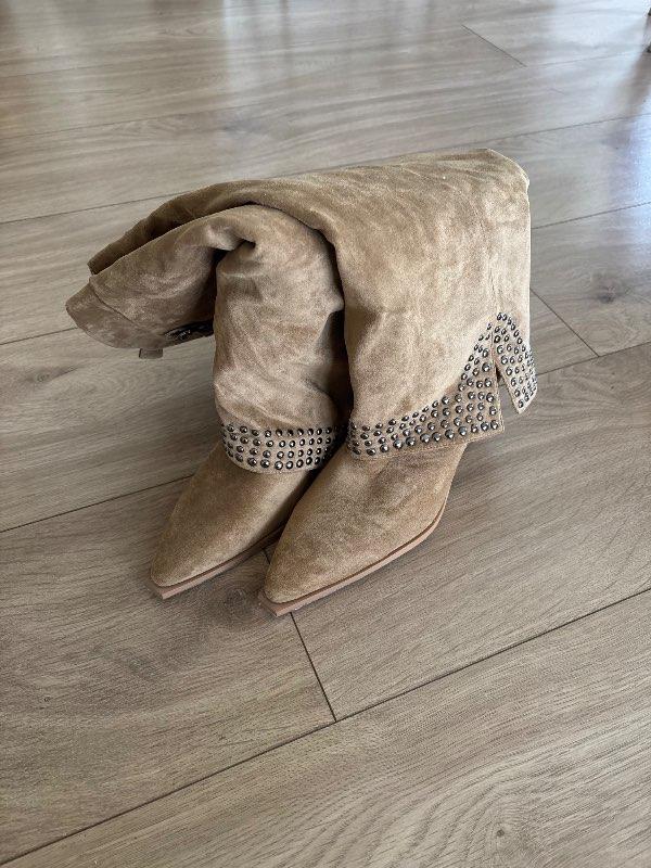 Vintage boots
