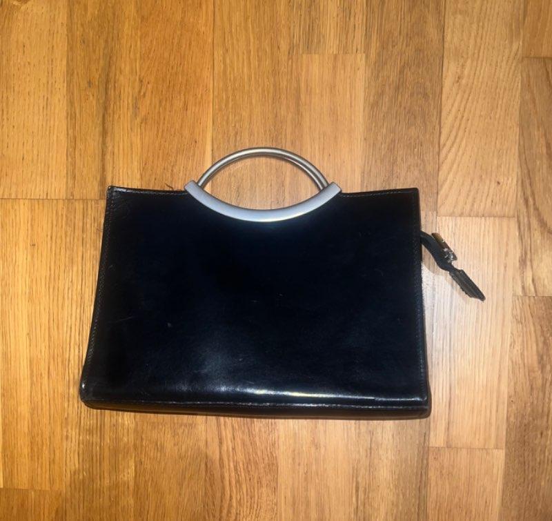 Vtg svört leður handtaska