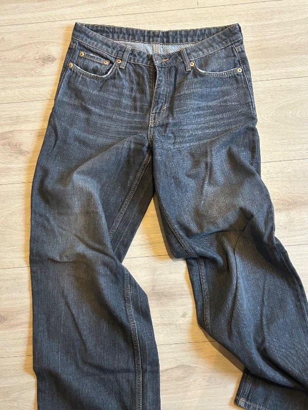 Weekday svartar