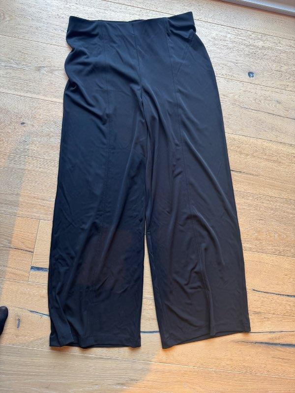 Wide leg buxur léttar ónotaðar