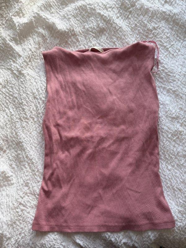 Zara bolur bleikur