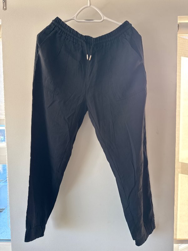Zara buxur