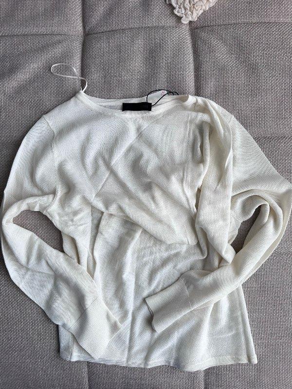 Zara hvít detailed peysa