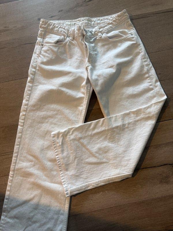 Zara hvítar gallabuxur