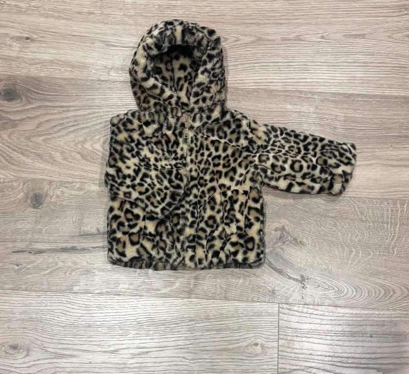 Zara kápa 1x notuð