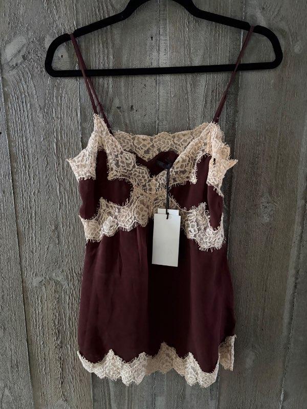 Zara toppur
