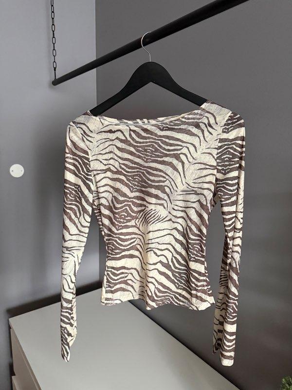 Zebra print bolur