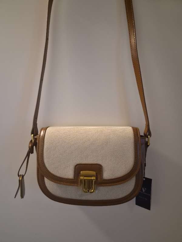 Ítalskt leðurveski beige/brúnt