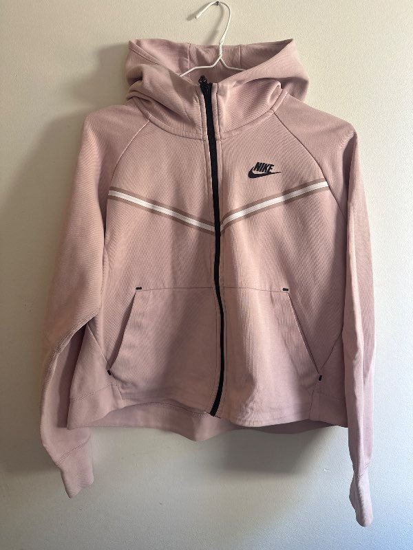 Nike tech fleece