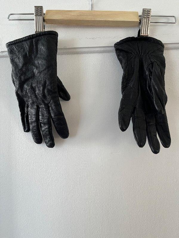 Leður hanskar / leather gloves