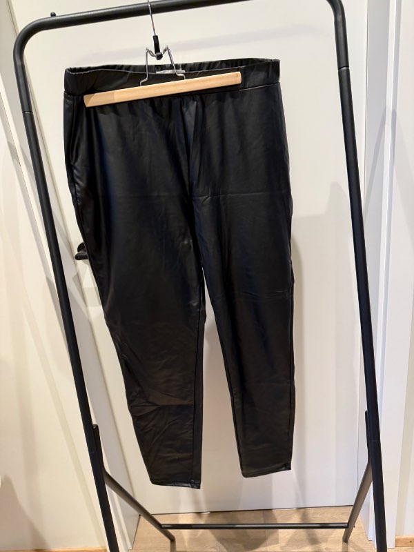 Svartar pleður buxur/leggings