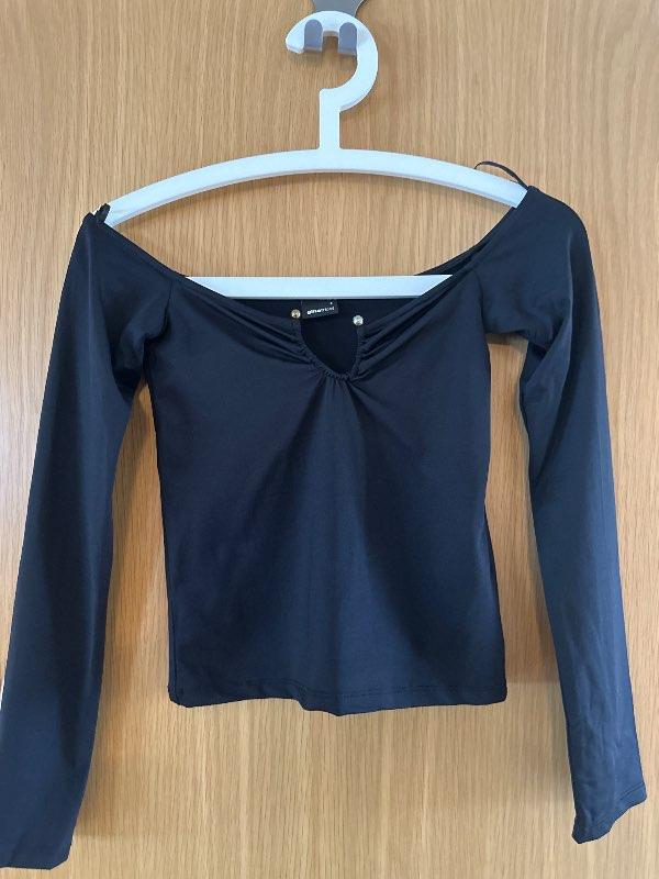 svört langerma peysa Gina tricot