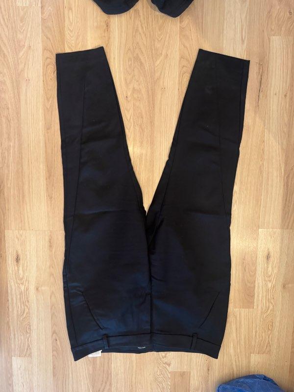vero moda svartar buxur